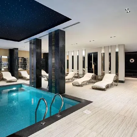 Qoople Legend Prime Sea Location Apartment Apartment