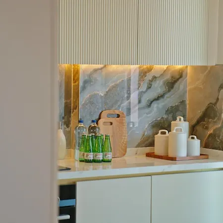 Apartment Qoople Legend Prime Sea Location Apartment